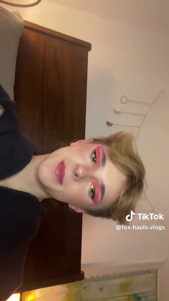 #addisonrae #moneyseverything #fyp #makeup #lgbt