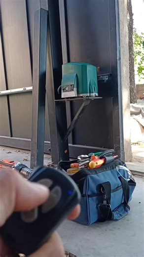 Sispann pousé baryè lakay ou a la men! Kòmande kit paw lan jodia epi nap livrew li nan yon bat jé Haïti!!! ##haitiantiktok #multiconnect #baryè#transporthaiti