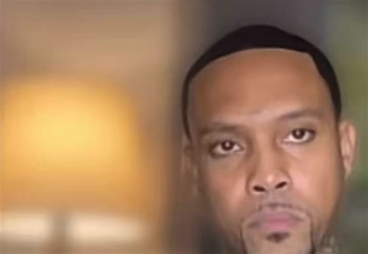 Ronnie Bo is a man who has identified himself as a former cellmate of R. Kelly during the singer's incarceration. Ronnie Bo has conducted several interviews where he discussed how Jay-Z attempted to unalive him and how the CIA attempted to assassinate him after he published a book called “Challenging the Illuminati: Paid Politicians v. Messy Musicians‼️