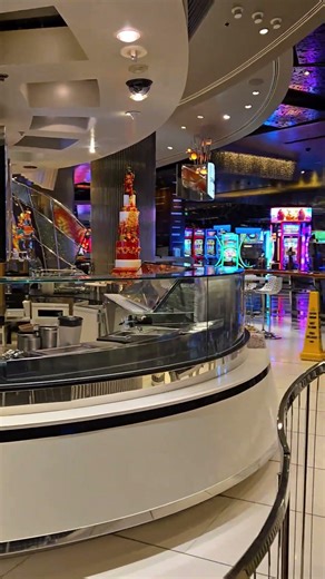 Late Night Coffee on the Strip!