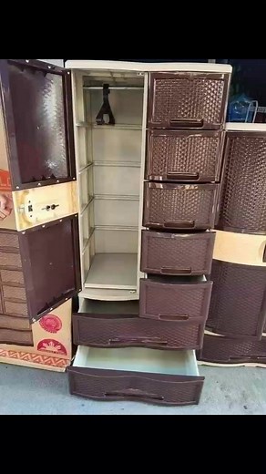 JOLLY HILLS RATTAN CLOSET CABINET 📌 CODE : 778 C2- 💯 GOOD QUALITY 👉With hangeran na 👉Plus 5drawers sa other side 👉2big drawers sa down side Pinukpuk & bulanao kalinga area only | Mara Mangwag Maling