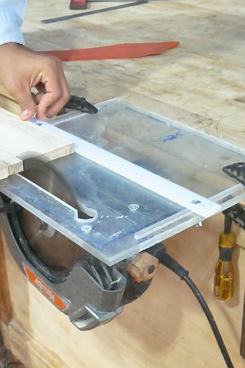 17K views · 231 reactions | DIY and Tip Making Circular Rail Guide Track Concept #woodart #wooddesign #woodcraft #woodworking #wood #tipswoodworking #wooddiy #woodwork #woodjoinery #Japanesejoinery #joinery #amazing #FacebookReelsContest #Wow #tricks #reelsfb #reelsviral #reels​ #carpentry #carpenter | Woodworking Ideas | Facebook