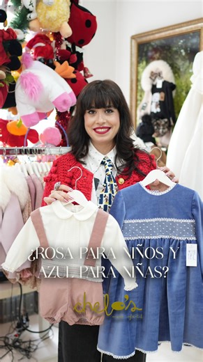 Chelos Moda Infantil | 🩷 Rosa para niños… y azul para niñas 💙 Sí, ¡lo leíste bien! 😲 Antes del siglo XX: 👚Rosa = fuerza y energía → niños 👕Azul = pureza y... | Instagram
