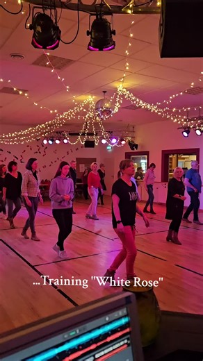 Training White Rose: Country Line Dance Video
