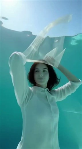 Underwater Flow — Dance Without Gravity 🌊