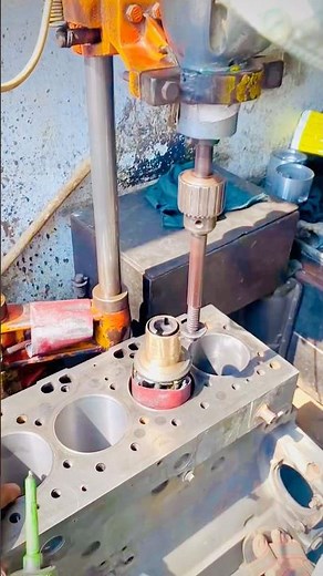 Diesel engine sleeve polish | honing | Viral program #shorts #liner #polish #drysleeve #foryou #yt