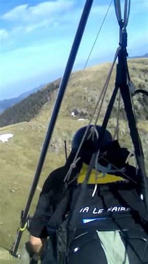 hang gliding at Hohneck, alt.1363m #hanggliding #vosges #mountains