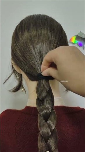 Master Your Style: Effortless Updo Tutorial with Hairpins