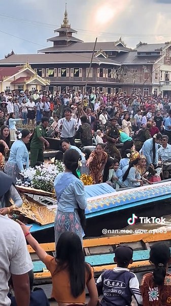ဘုရားဘုရား #ဟဲယာရွာမ ဘားမှမဖြစ်ပါစေနက် လှေယာဉ်ပေါက်သွား