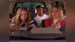 Bella and the Bulldogs Season 3 Episode 1