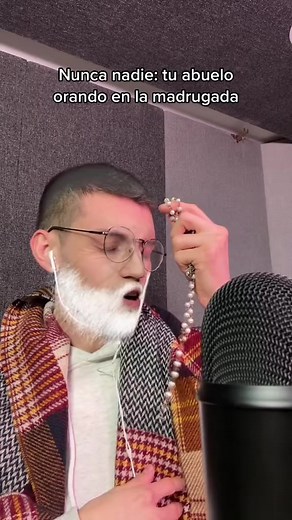 #ASMR #abuelos #reels #inaudible #humor | Cristhian Mol ASMR