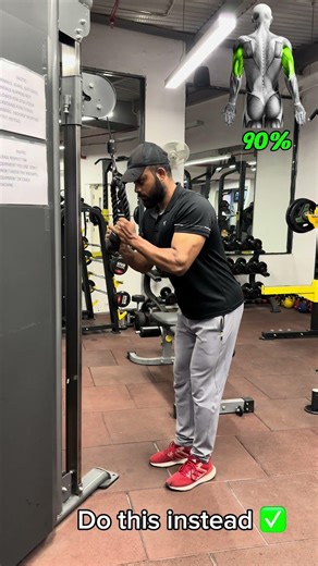 “How to perform triceps push down correctly” #gymexercise #foryou #explore #motivation #gymworkout