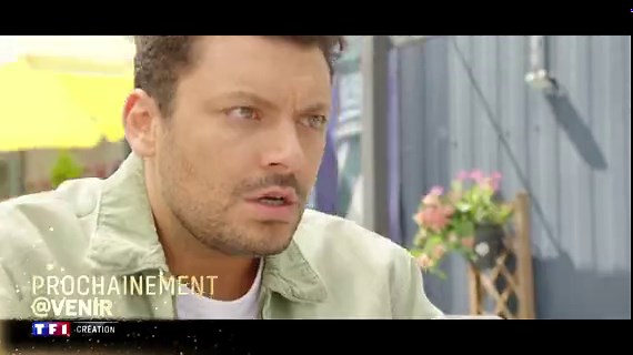 Avenir sur TF1 : Kev Adams a-t-il rencontré les deux comédiens qui le jouent jeune ?