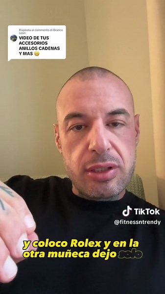 Miami Beach Accessories: Rolex Gold Bracelets & More