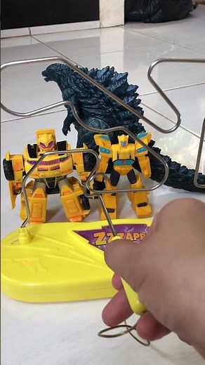 Amazing! Mini bumblebee and Godzilla is in zzzapper board game #shorts #trending #games