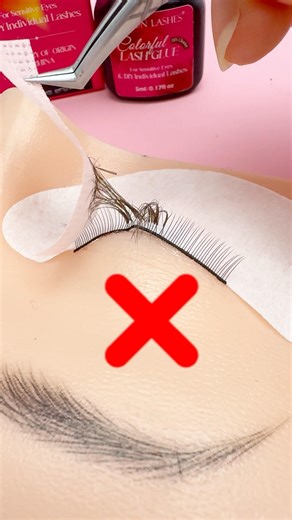 How to Tape Back During Volume Lash Sets 👁️