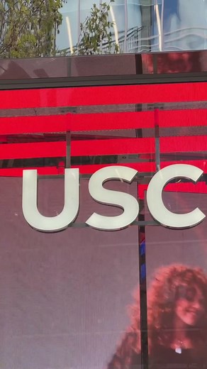 2.2K views | Free screen-printing at USC this weekend!  Join us in celebrating 150 Years of Levi's 501®, and enjoy free screen-printing with every @levi's purchase.  19th-21st May  USC Oxford Street  Free t-shirt to screen-print with every Levi’s purchase #150Yearsof501 #Levis501 #LiveinlLevis | USC Fashion | Facebook