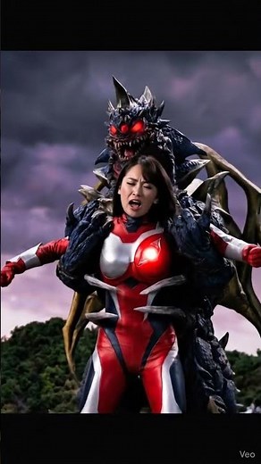 新ウルトラウーマン　ピンチ　AImovie - YouTube