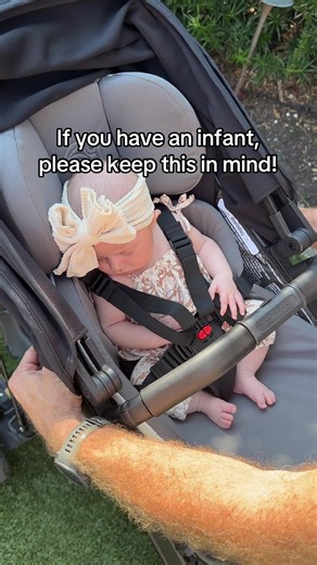 Until your baby has good head and neck control, always keep your stroller on a full recline! This will ensure baby is supported for their stroll. #orbitbaby #stroller #infant #baby