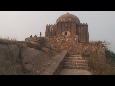 fast-paced 100-word travel vlog script you can use for Reels, or Shorts:🎥 100k Vlog