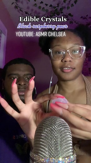 #fyp #asmrchelsea #asmr #ediblecrystals #silkygem #silkygemcrystalcandy #crystalcandy #mouthsounds #mouthsoundsasmr #crunchysounds #crunchyasmr