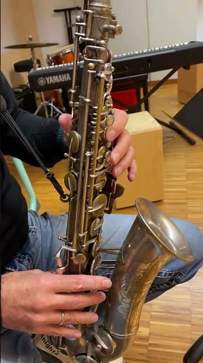 How to play „Jingle Bells“ with your alto saxophone without notes - easy version