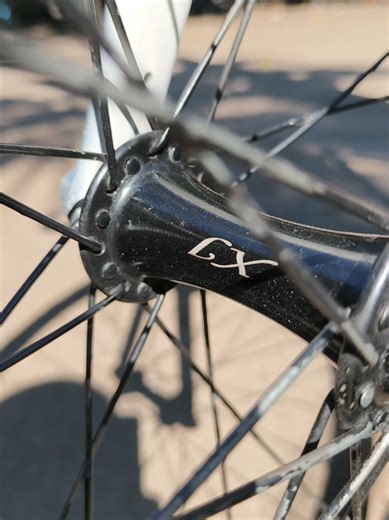 🚴‍♂️⚡ JLAB SUPREME FIXIE MONTAGE ⚡🚴‍♂️ Clean lines. No brakes. Pure control. Built for speed, style, and that smooth city flow. 🔥 Watch this JLAB Supreme glide through the streets with precision and power. Every pedal stroke hits different when you ride fixed. 💨 If you love fixed gear culture, aesthetic builds, and smooth transitions — this one’s for you. Stay till the end for the cleanest shots. 👀✨ Drop a 🔥 if you ride fixed! #FixieLife #JLabsSupreme #FixedGearPH #BikeMontage #StreetRide