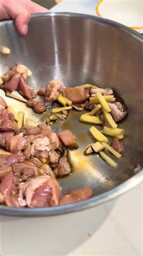 Tasty, Quick & Easy: 4-Step Honey Soy Mushroom Chicken Rice (Rice Cooker!) #shorts