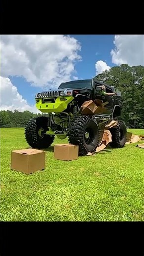 STEPHEN SURVIVING 24 HOURS INSIDE A MONSTER TRUCK DOING CRAZY STUNTS!! 😱 #stephensharer