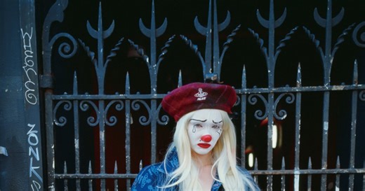 Vivienne Westwood et Palace signent la collab' la plus punk du moment
