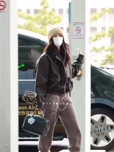 Jisoo at ICN Airport: Heading to Hong Kong