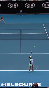 Back like it was yesterday (2020) for Sweet Caroline 💪 Caroline Wozniacki | Australian Open