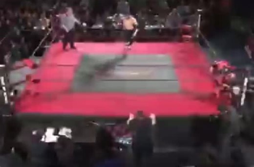 Mack on Instagram: "15 years ago today, El Generico defeated Kevin Steen in a “Mask vs. Career: Fight Without Honor” match at ROH ‘Final Battle’ at the Manhattan Center in NYC. At the time, Jim Cornette was booking ROH, and didn’t like Kevin Steen, due to the fact that he, and these are Jim Cornette’s words, because he was “fat and wore a t-shirt”. Cornette made Steen legitimately go home for six months after this, to the point where Kevin only wrestled sparingly in CZW and PWG, and has famously