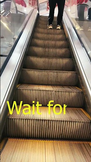 Barefoot in Public at the Mall Got Dirty feet