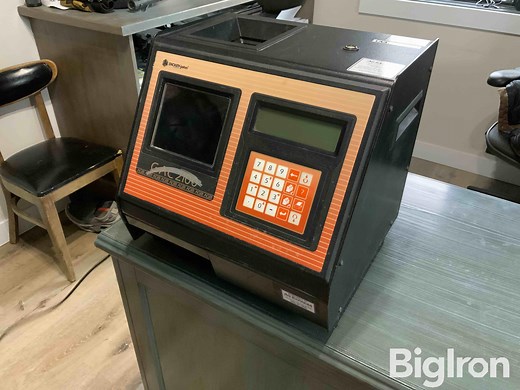 DICKEY-john GAC2100 Moisture Tester | Agriculture