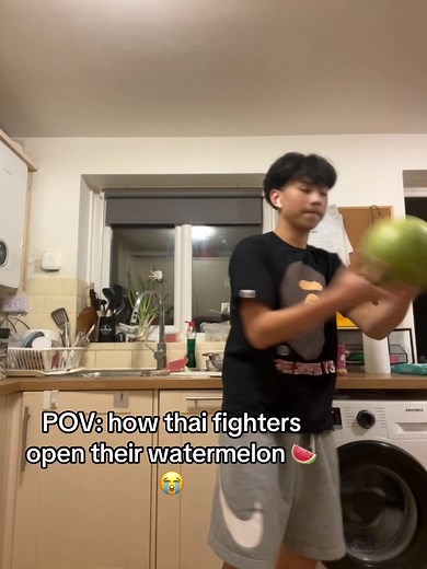 (ignore the cat hair on my tshirt) #fyp #mma #muaythai #trending #relatable
