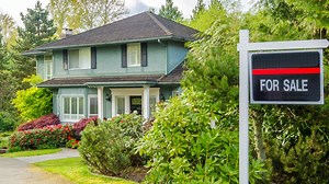 VERIFY: Must realtors disclose that someone died in a house they're selling?