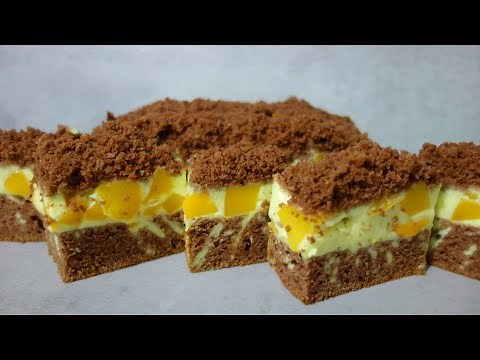 Cake with canned peaches and delicious cream. Delicious cake, quick and easy recipe!