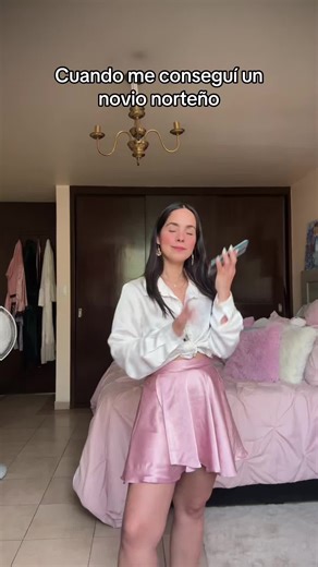 Cuando Me Consegui Un Novio Norteño: Humor y Amor