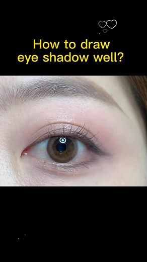 Mastering the Art of Drawing Eye Shadow