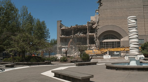 Behind the Fence: A look at the new Lloyd Center concert venue