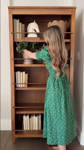 Stylish Walmart Shelf Decor Ideas for a Modern Look!