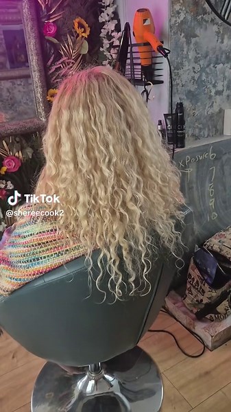 Creative Hair Braiding Techniques for Curly Hairstyles