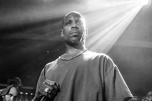 DMX, Rapper Who Blended Aggressive Menace With Emotional Sincerity, Dead at 50