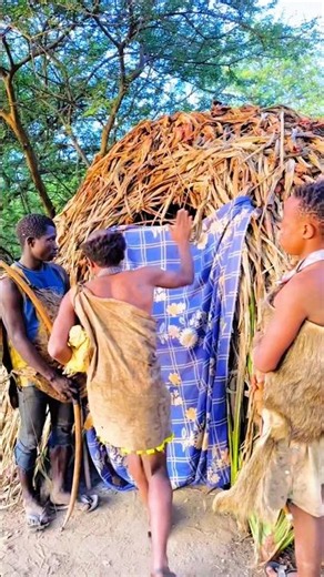 Step into the beautiful and fascinating world of the Hadzabe people of Africa!#hadzabetribe
