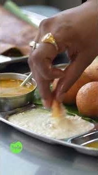 Idly with kobbari chutney 😍👌| #VijayawadaTiffins #Idly #bajji #SriSatyaSaiTiffins #StreetByte