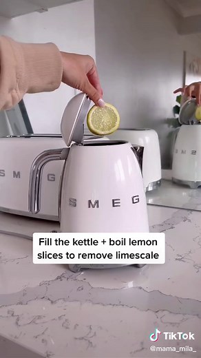 So easy, you can do it while dinner is cooking 🥘 When was the last time you cleaned your kettle and toaster? #cleaninghacks #cleanhome #hometips #kitchenhacks #homesweethome