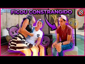FUI SAFADA COM MEU NAMORADO NA FRENTE DO AMIGO DELE !