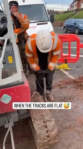 4.2K views · 6.2K reactions | Getting pumped up for the weekend ahead  #FixRadio | Fix Radio | Facebook