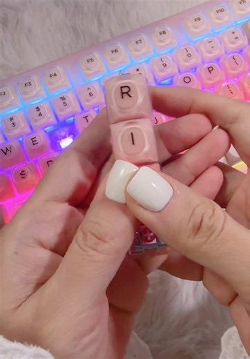 Break 2 keyboards, make 1 custom fidget #keyboard #mechanicalkeyboard #asmr #fidgets